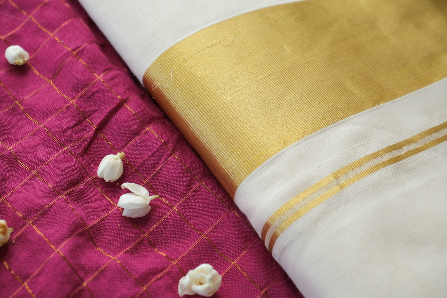 Handloom Kasavu Saree With Golden Border